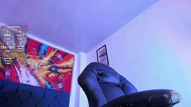 Violet_Blazee on StripChat