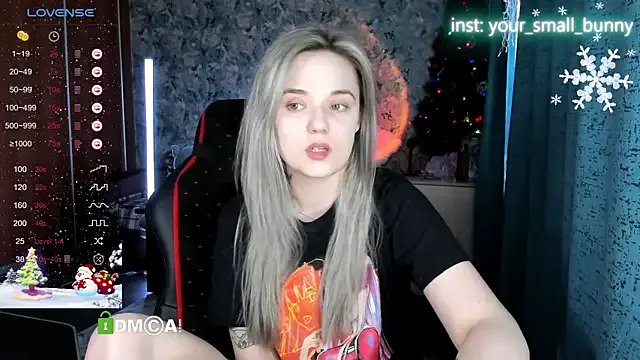 Your_small_bunny on StripChat