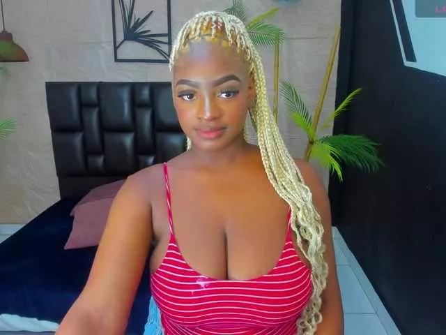 alanabonny from BongaCams