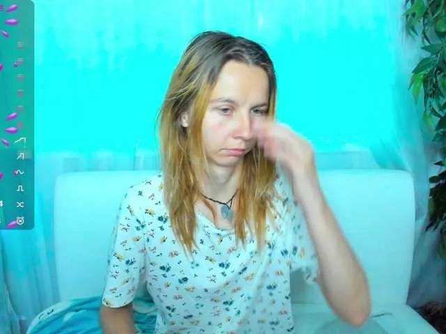 Beellami from BongaCams