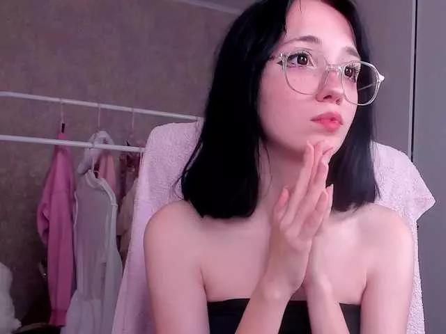 Dark-Willlow from BongaCams