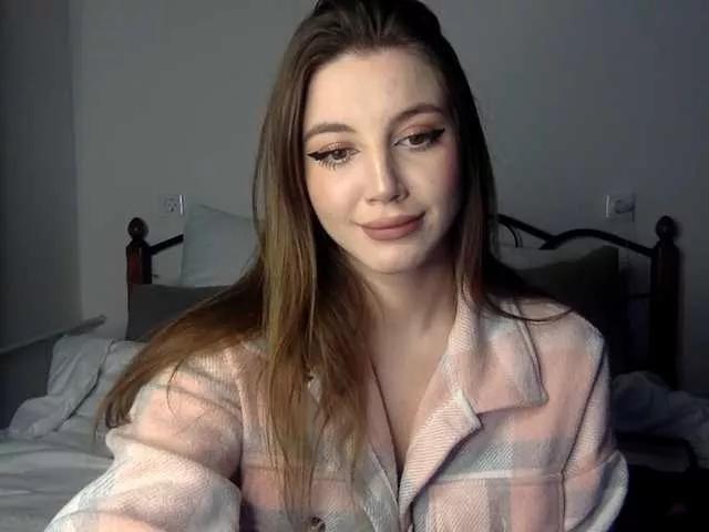 Evelonelfi from BongaCams