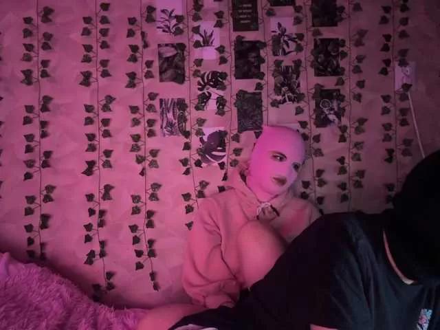 Naked Room Felissa1Martin 