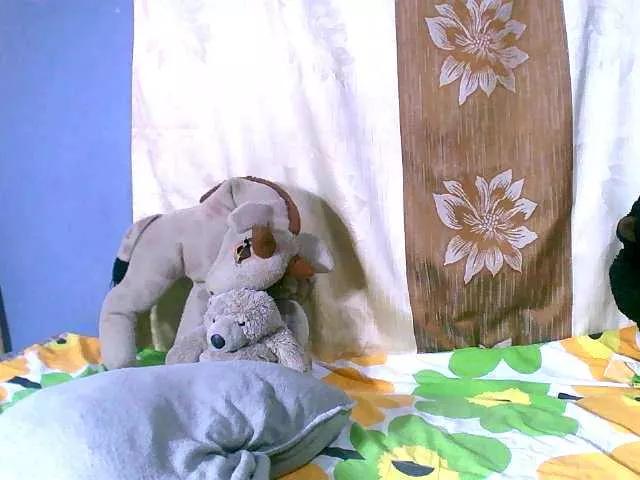 Honoratte from BongaCams