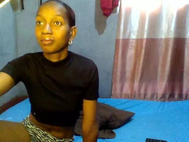 Kaishaa from BongaCams