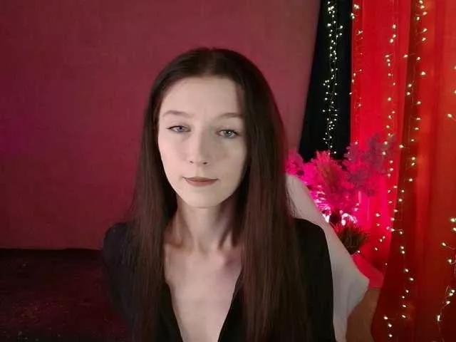 LinaCute from BongaCams