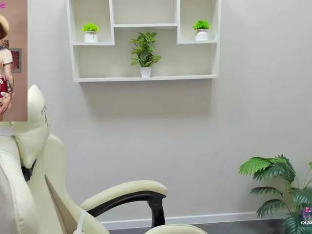 Miss-you-kiss from BongaCams
