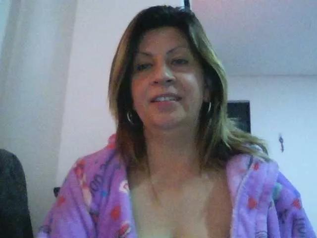 Mmmcutemm from BongaCams