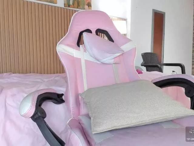 Natash-malak from BongaCams