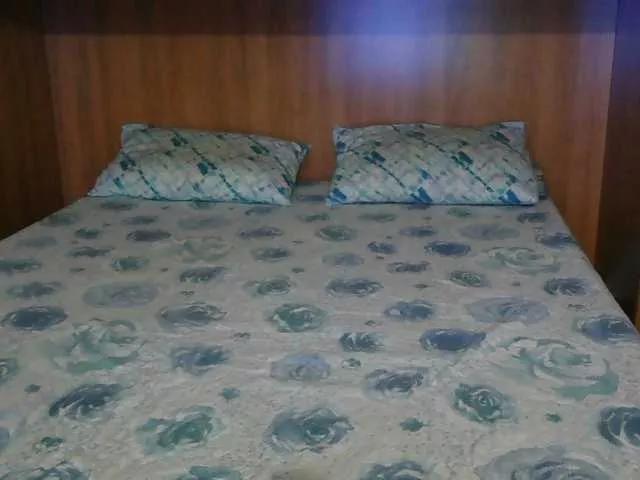 pussyboom11 from BongaCams