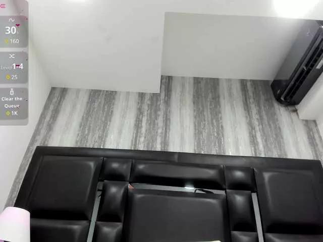 RossieSmith from BongaCams