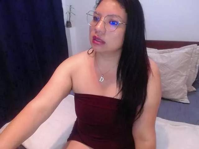 samaantha from BongaCams