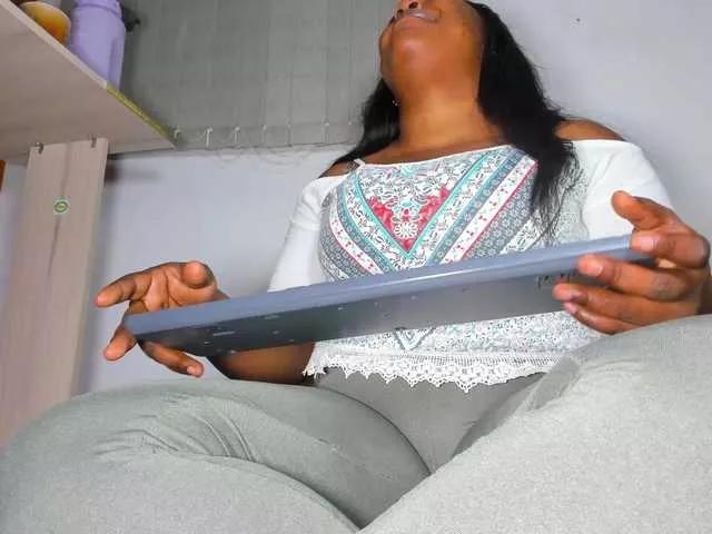 ssusy-ebony from BongaCams