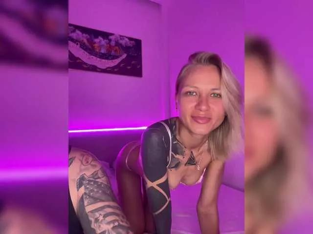 Naked Room Twins666 