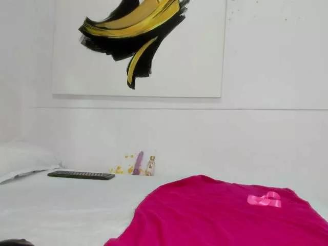 ValeriaLevon from BongaCams