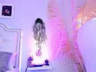 dapnhesmith on CamSoda