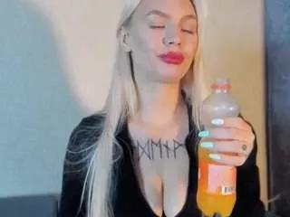 eva-ri from CamSoda