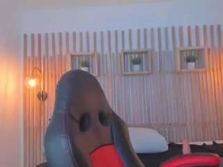 liah-cleir from CamSoda