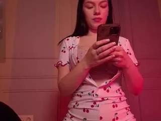 missdi from CamSoda