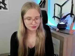 nancystar from CamSoda