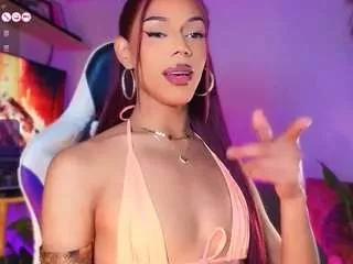queen-violett1 from CamSoda
