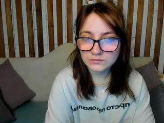 tararyan from CamSoda