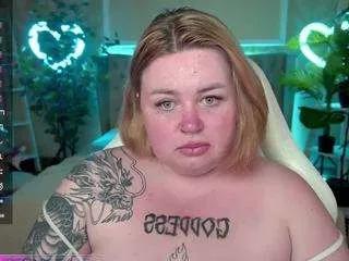 zarareign from CamSoda
