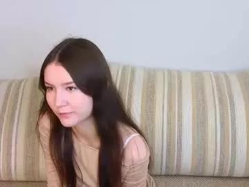 _emmy_lee from Chaturbate