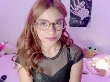 _lloou_ from Chaturbate