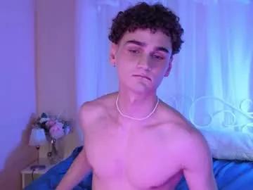 adam_21cm from Chaturbate