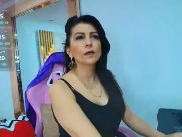 allie_pearl from Chaturbate
