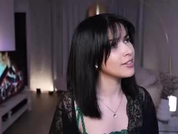 anniehillofficial_ from Chaturbate