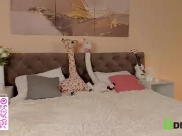 ariella_sol on Chaturbate