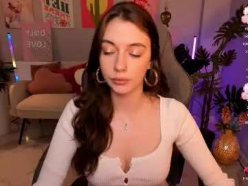 aveangela from Chaturbate