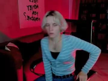 aveangela from Chaturbate