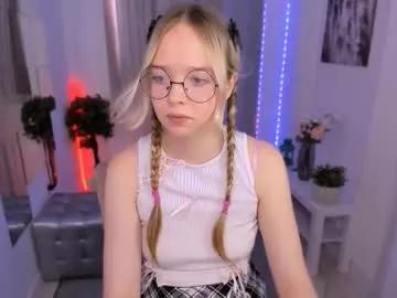 bellamontgomery from Chaturbate