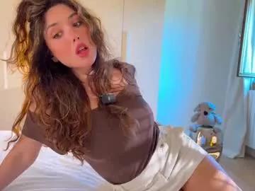Naked Room cleopatra_sinns 
