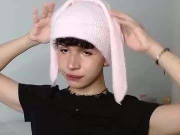cuddly_twinkie from Chaturbate