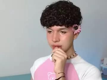 cuddly_twinkie from Chaturbate