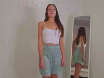 cutiewuwu from Chaturbate