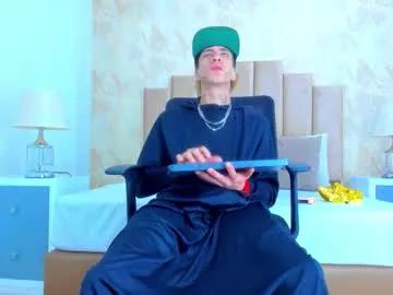 dan_jonson15 from Chaturbate