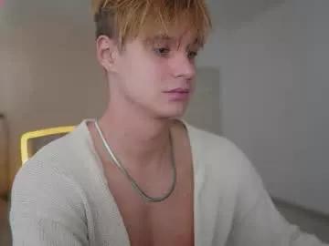 dave_maxwell from Chaturbate