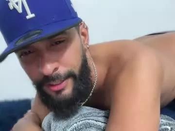 dcollins_ from Chaturbate