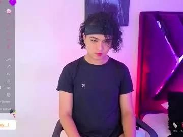 derek_greyy_ from Chaturbate