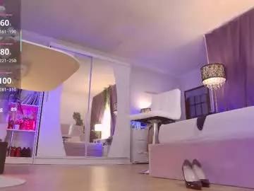 divine_kim from Chaturbate