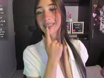 emilytafur from Chaturbate