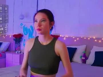 emma_plux from Chaturbate