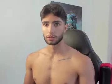 emmet_collins from Chaturbate