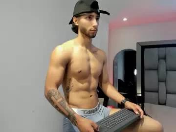 emmet_collins from Chaturbate