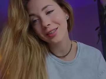 Naked Room emmi_rosee 